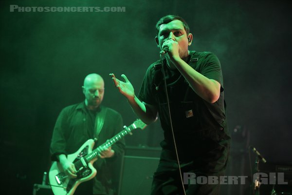 THE TWILIGHT SAD - 2022-11-28 - PARIS - Accor Arena - James Alexander Graham - Andrew James MacFarlane